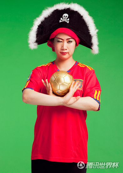 芙蓉姐姐化身瘋狂球迷大展身材