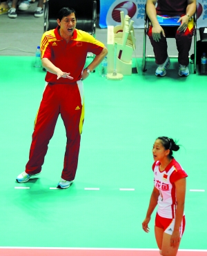 排管中心否認王寶泉請辭 網友留言力挺女排主帥