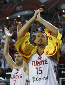 男籃：特克格魯20分立功 土耳大勝法國晉級八強