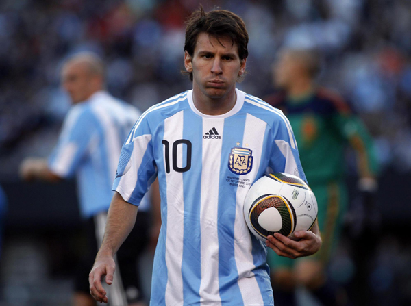 熱身賽：梅西打破進(jìn)球荒 阿根廷4:1大勝西班牙