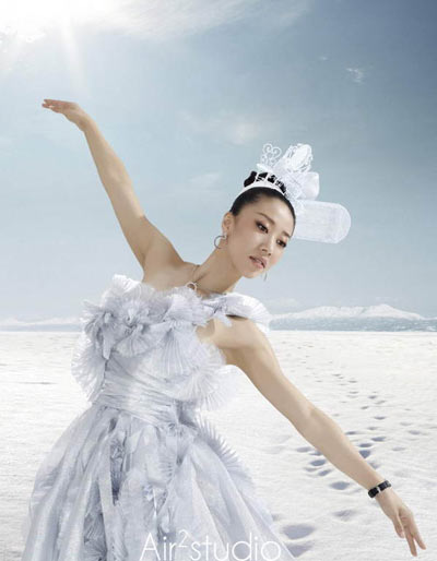 申雪趙宏博冰雪世界享受濃濃愛意