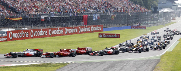 F1意大利站：阿隆索逆轉奪冠 漢密爾頓撞車退出