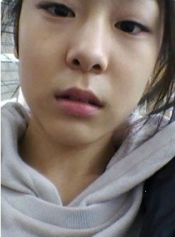 金妍兒素顏自拍照曝光