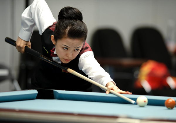 美麗臺球：潘曉婷vs車俞嵐