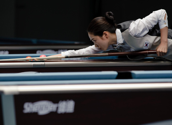 美式九球上演中韓“美女大戰”