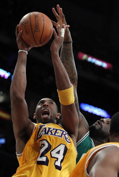 科比瘋狂41分隆多16助攻 凱爾特人全面爆發勝湖人