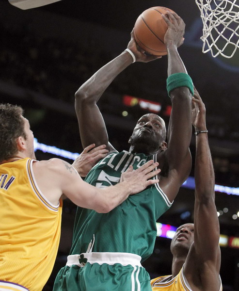 科比瘋狂41分隆多16助攻 凱爾特人全面爆發(fā)勝湖人