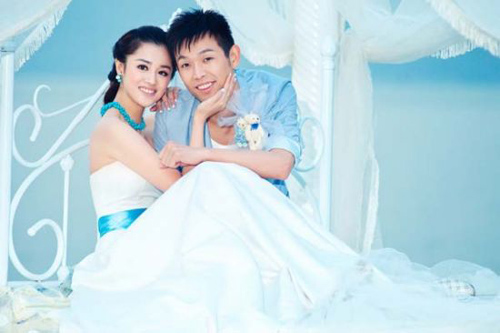 朱啟南家鄉辦訂婚典禮 父透露一見鐘情