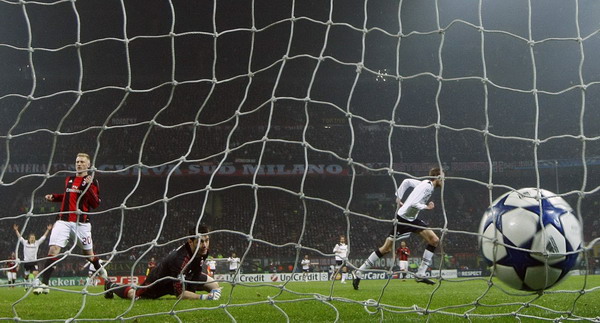 AC米蘭主場(chǎng)0:1不敵熱刺