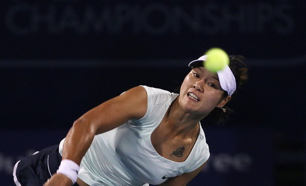 李娜痛失四賽點 澳網后首秀慘遭逆轉