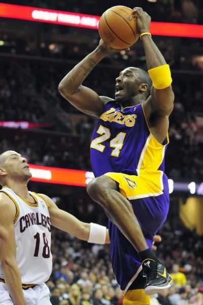 湖人不敵騎士 衛冕冠軍3連敗