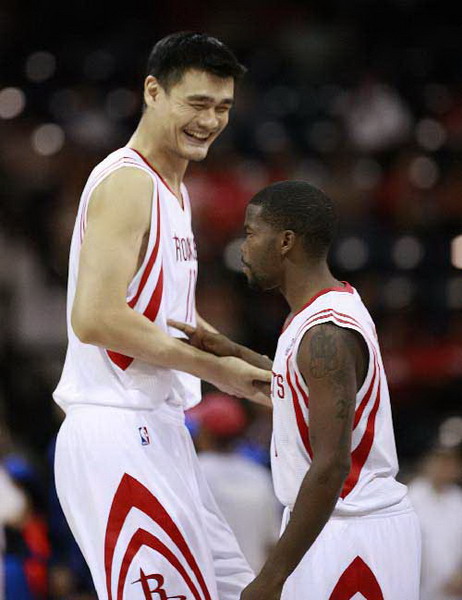 勇士將追姚明 總經理:須得一巨人