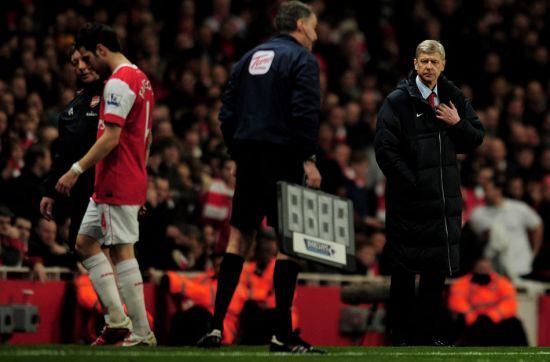 7年后再登皇座拿曼聯墊腳 阿森納可追尋國米