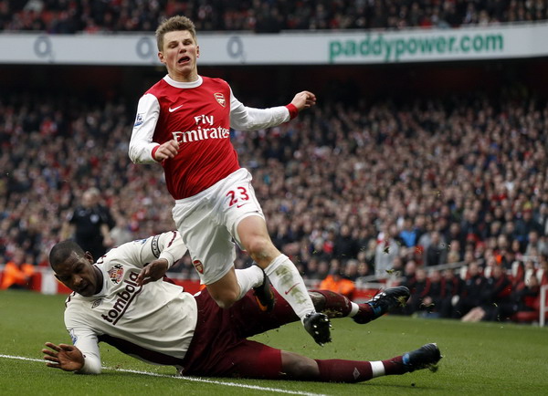 英超：沙皇絕殺遭吹+點球漏判 阿森納主場狂攻憾平