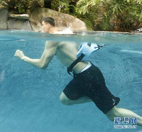 “難說(shuō)再見(jiàn)！”：姚明NBA生涯全回顧