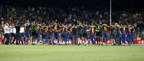 西班牙超級(jí)杯：梅西絕殺皇馬 巴薩3:2獲勝捧杯