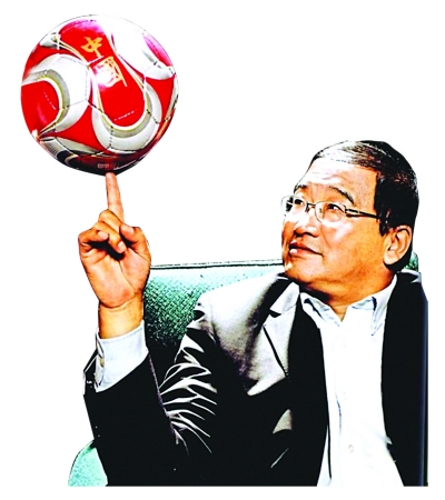 女足請洋帥 韋迪不著急