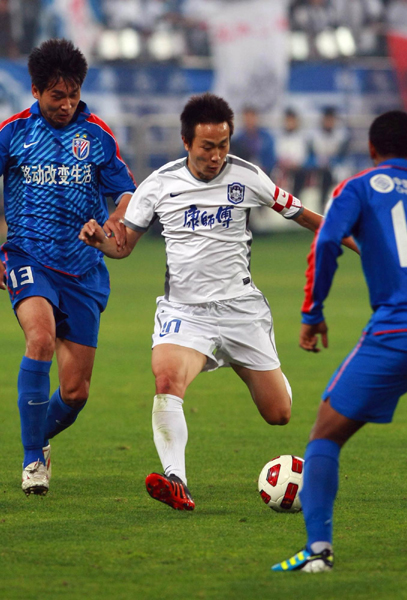 足協杯:天津淘汰申花闖入決賽 將與魯能爭奪冠軍