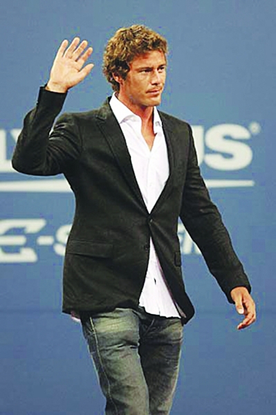 薩芬當選杜馬議員 體壇帥哥美女閃耀政壇