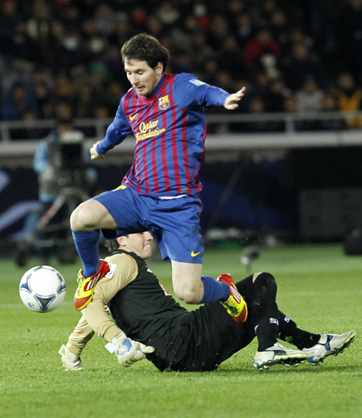 世俱杯：巴薩4:0完勝桑托斯成就五冠王