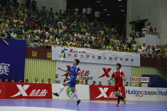 特步大五聯(lián)賽半決賽結(jié)束 湖大廣體會(huì)師冠亞軍爭奪戰(zhàn)