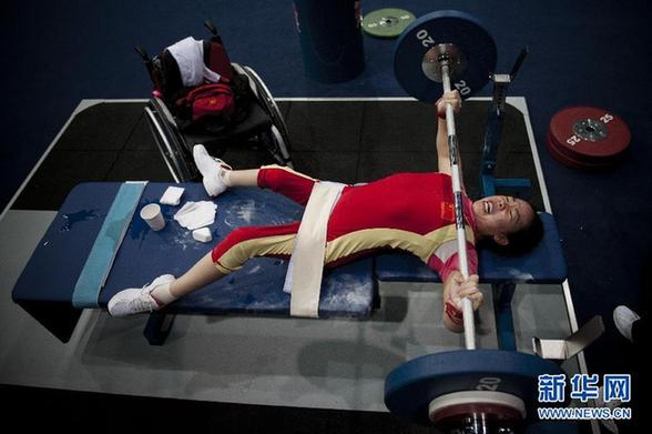 中國舉重隊殘奧會賽前訓練
