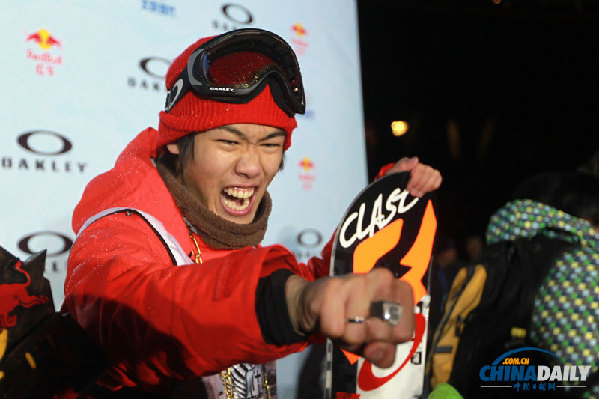 沸雪北京世界單板滑雪賽在國家體育場開戰