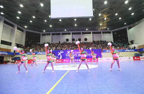 特步足球啦啦隊選拔開啟 不一樣的精彩舞動賽場