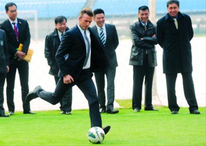 參觀國安赴央視錄節目 小貝:好萊塢目前不適合我