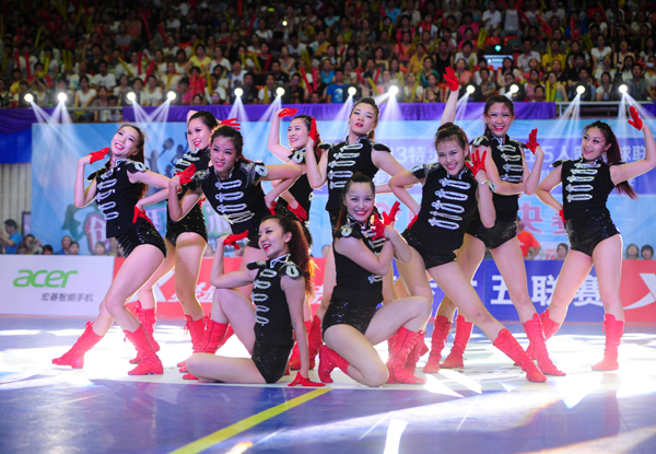 特步大五總決賽完美落幕 校園足球攜足球啦啦隊(duì)玩轉(zhuǎn)賽場