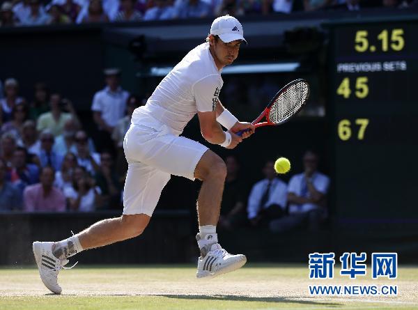 穆雷橫掃小德首奪溫網 結束英國77年等待