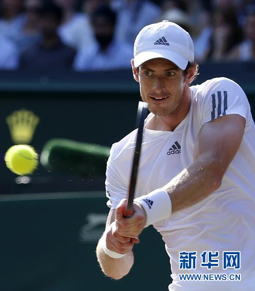 穆雷橫掃小德首奪溫網(wǎng) 結(jié)束英國(guó)77年等待