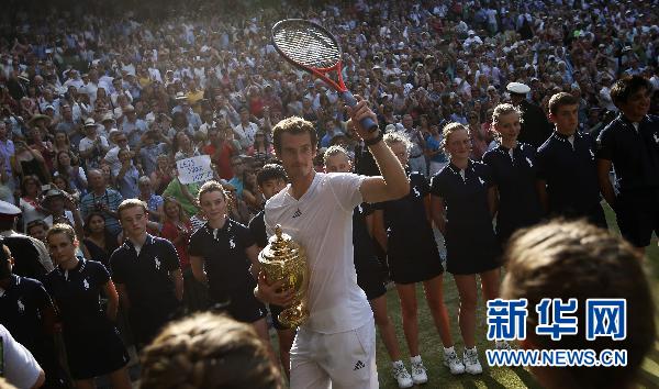 穆雷橫掃小德首奪溫網 結束英國77年等待