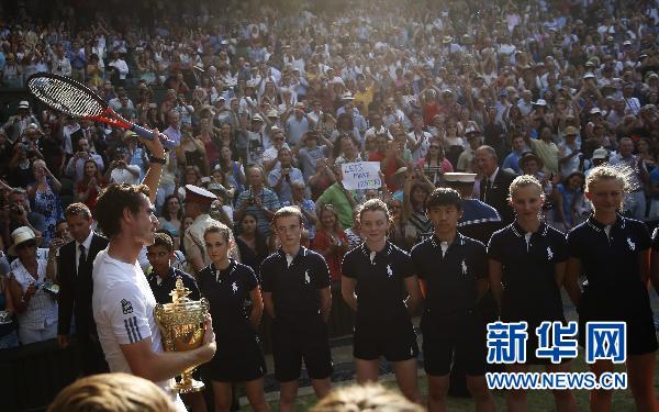 穆雷橫掃小德首奪溫網 結束英國77年等待