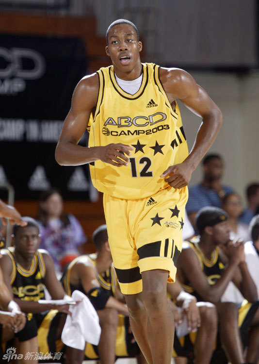 霍華德珍藏老照片