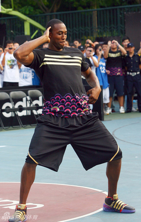 霍華德珍藏老照片