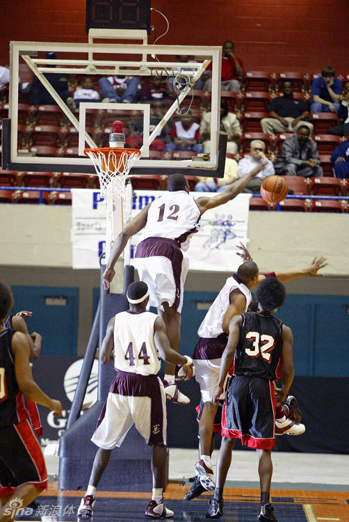 霍華德珍藏老照片