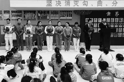 中國體操隊強調爭金不忘普及