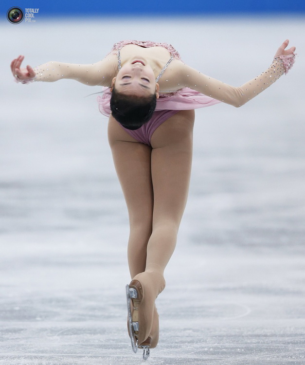 李子君領銜冬奧萌妹子 普京熊抱俄蘿莉