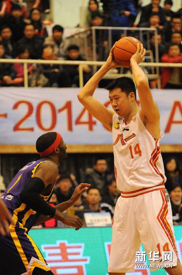 “郅敬傳奇”：王治郅二十載籃球生涯謝幕