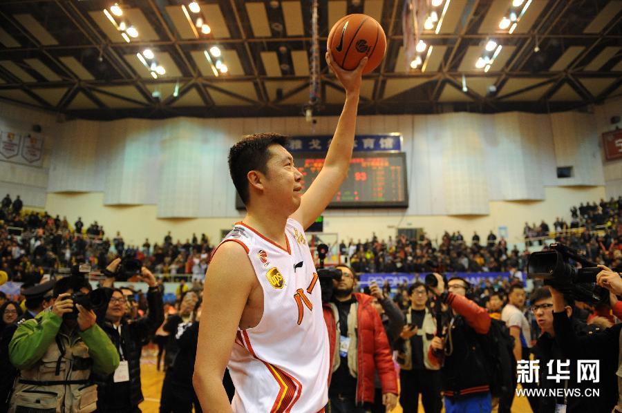 “郅敬傳奇”：王治郅二十載籃球生涯謝幕