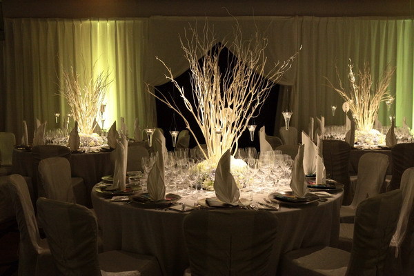 An intimate dinner with the stars