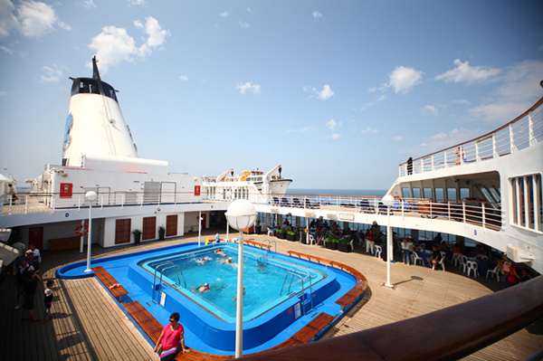 All-around service is key to meeting Chinese needs abroad