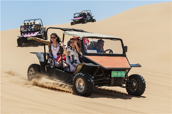 Ordos, a city in the desert, mixes tradition and luxury