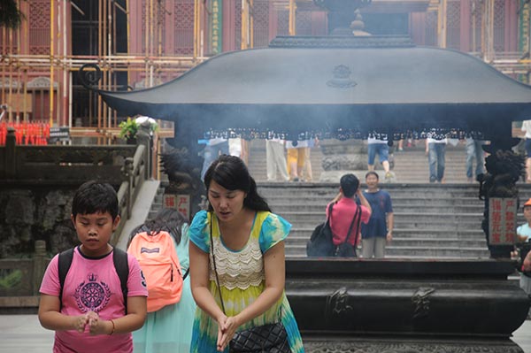 In water, lights and stone, cities show off their charms