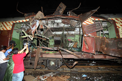 Bombs attacks on Bombay trains
