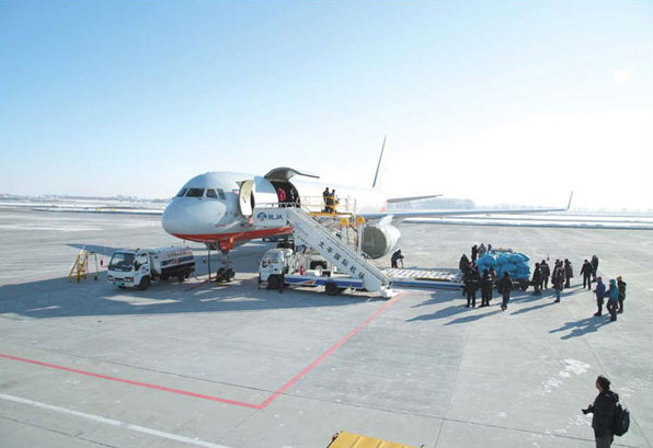 New cargo flight builds bonds with Russia