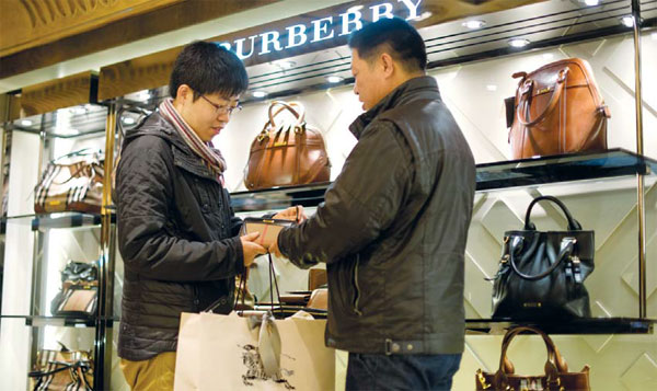 Chinese tourists to Britain sets record with promising future