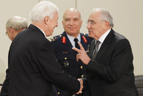 NATO ministers meet to mull new strategy