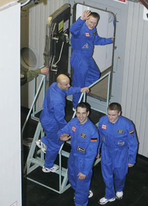 Mars mission: 6 men isolated for 3 months